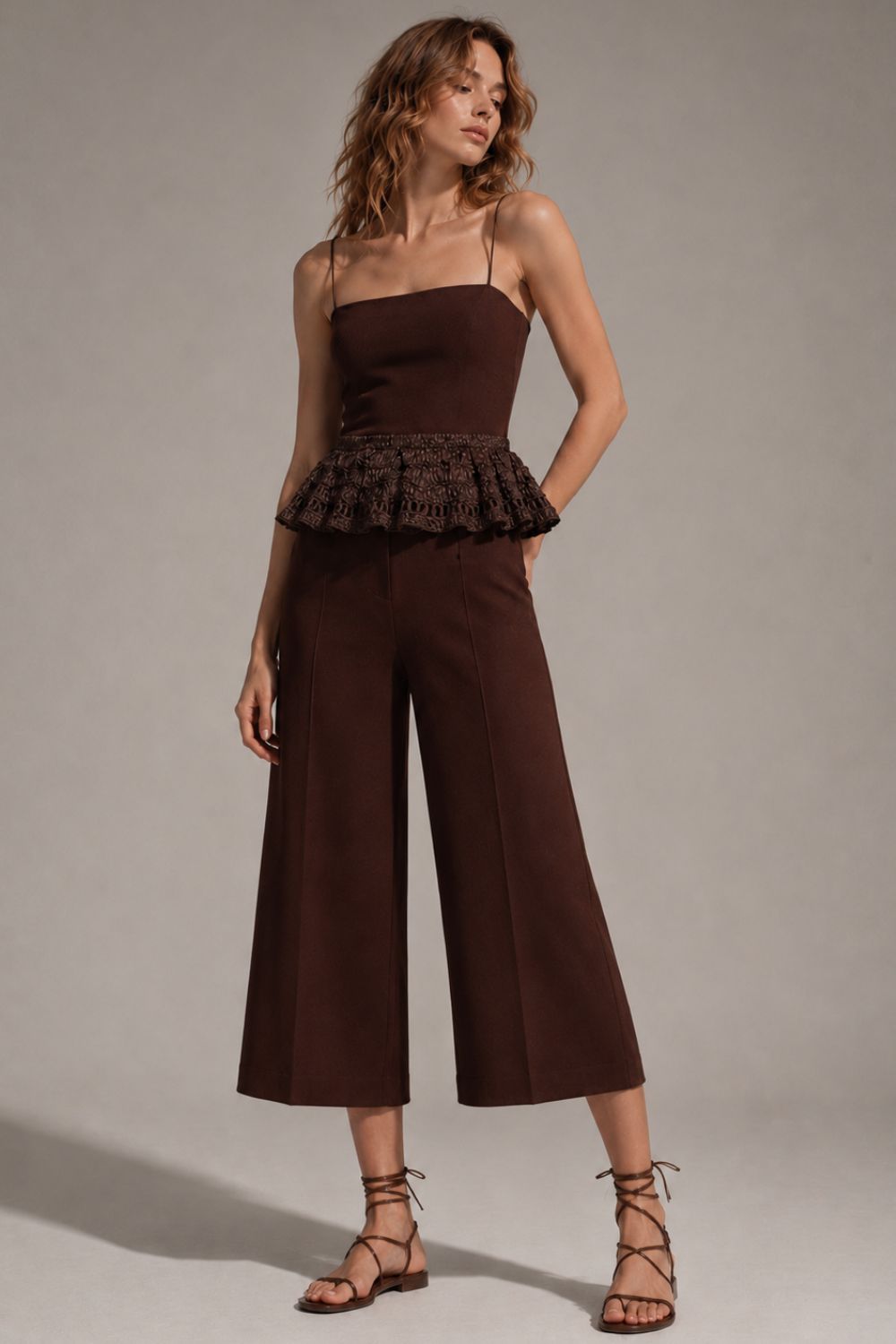 Alba Crop Top Brown