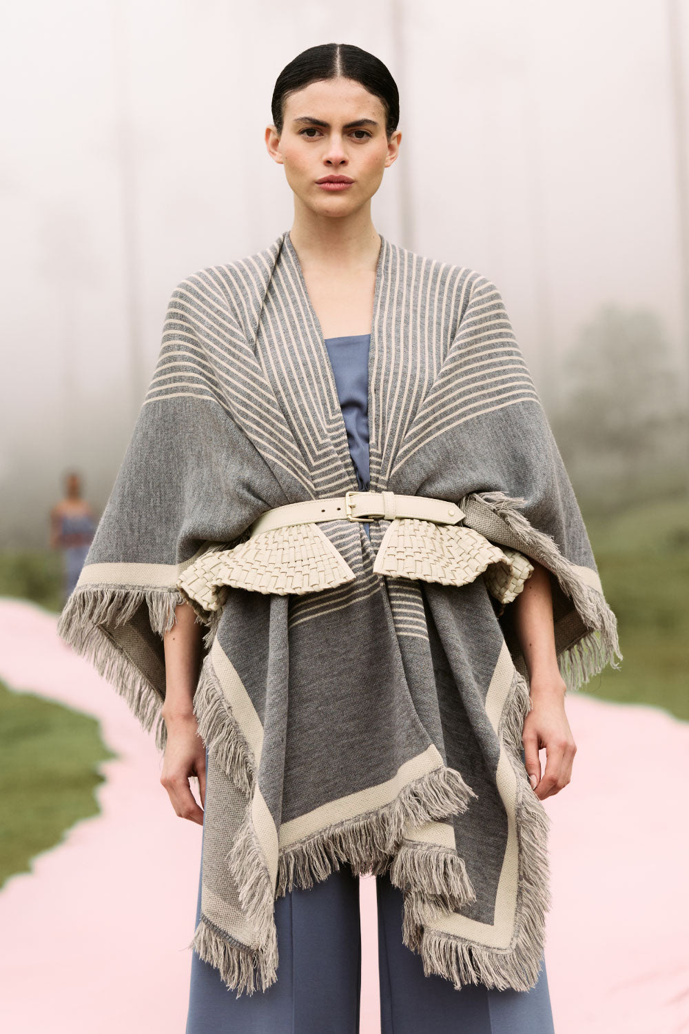 Azufral Wrap Gray Ivory