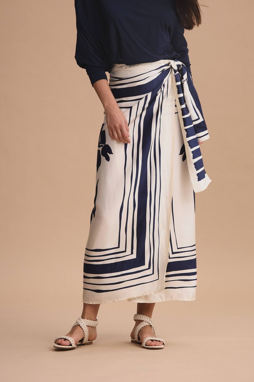 Luciana Skirt Ivory Navy